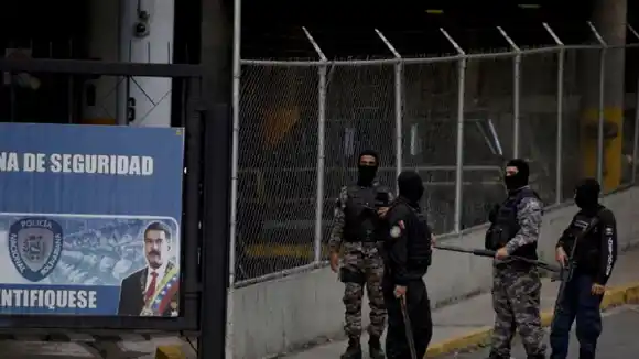 ¿Y EL DIÁLOGO QUÉ? MADURO metió presos a otros 3  estadounidenses y no da respuestas