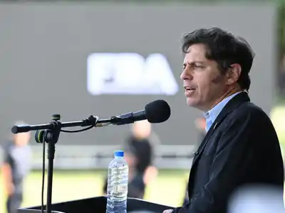 El gobernado inauguró el nuevo puente Gogna sobre el río Luján