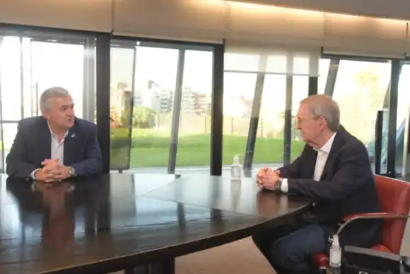 Juntos por el Cambio: convocan a una reunión para debatir si incorporan a Juan Schiaretti a la coalición