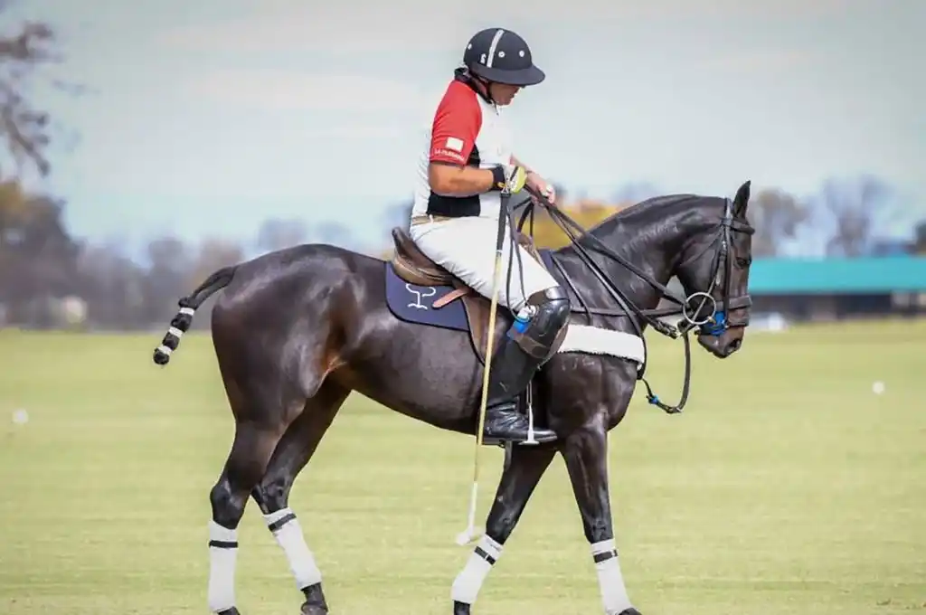 Tras un partido, murió Rafael Pando, polista y primo de Adolfo Cambiaso