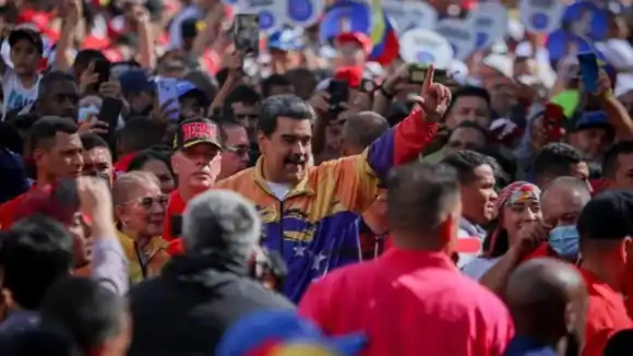 ¡SE SIENTE GUAPO Y APOYAO! Maduro más sobrao que nunca arengó a exigir cese de las sanciones