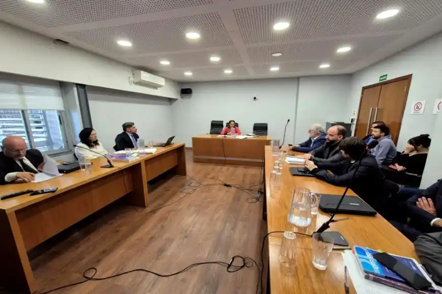 Causa "Contratos truchos": Ocho imputados accedieron a la probation y deberán pagar para reparar el daño