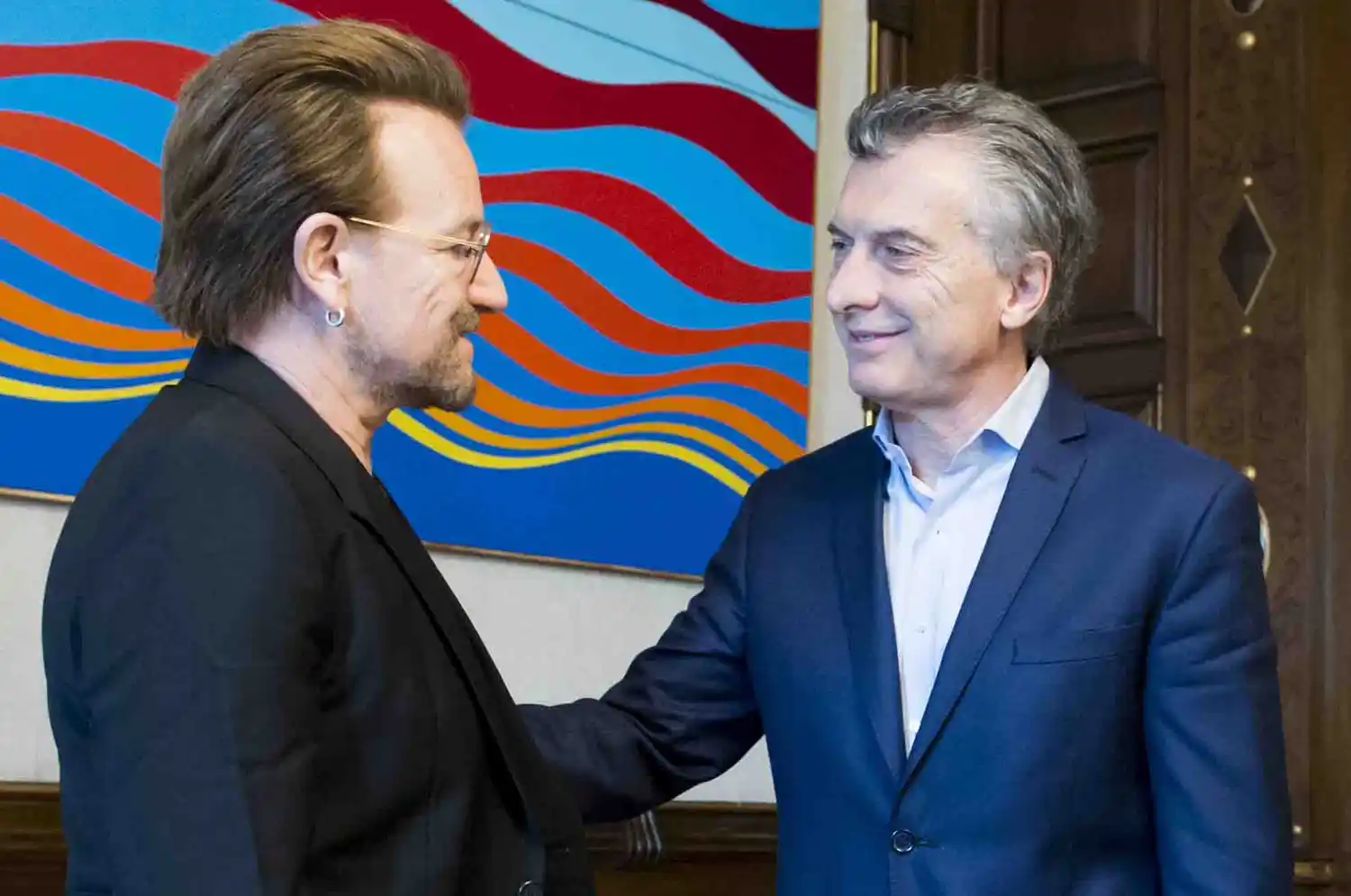 Macri se reunió con Bono, el líder de U2