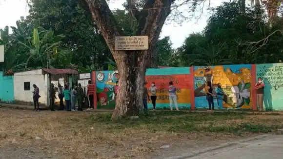 ¡ASÍ ABREN LOS PRIMEROS CENTROS DE VOTACIÓN! Más de 21 millones aptos para sufragar este 21N