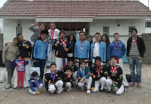 Taekwondo: Cosecha de medallas en Federación