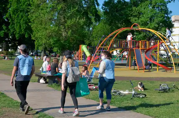 Tandil concientiza a los vecinos y ya entregó 4000 barbijos