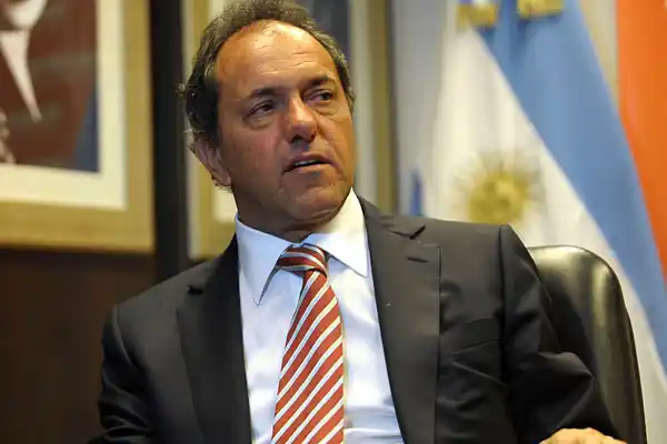 Scioli: "Hay que dejar de lado todo tipo de especulación política"