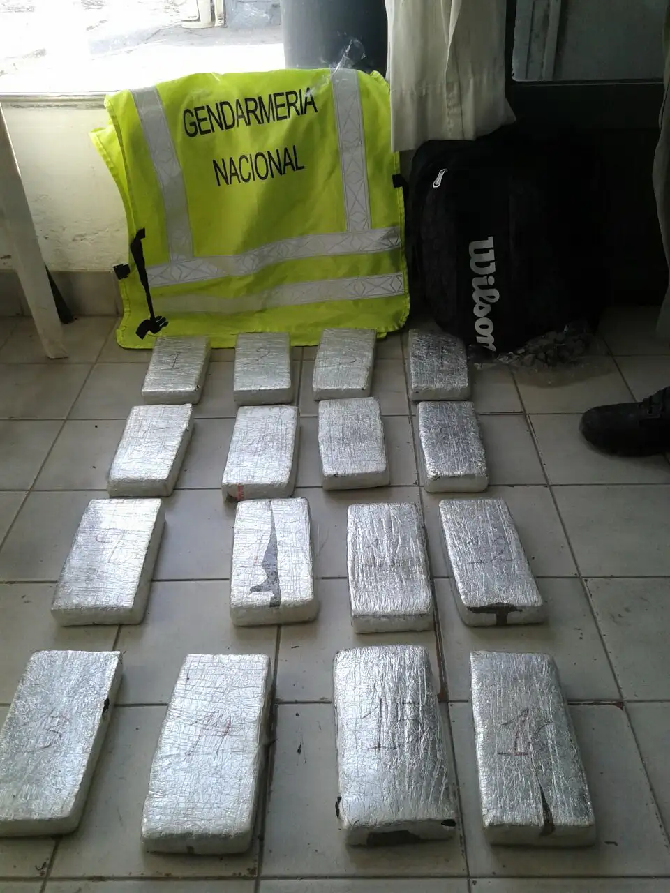 Gendarmería volvió a secuestrar marihuana en un micro a Retiro