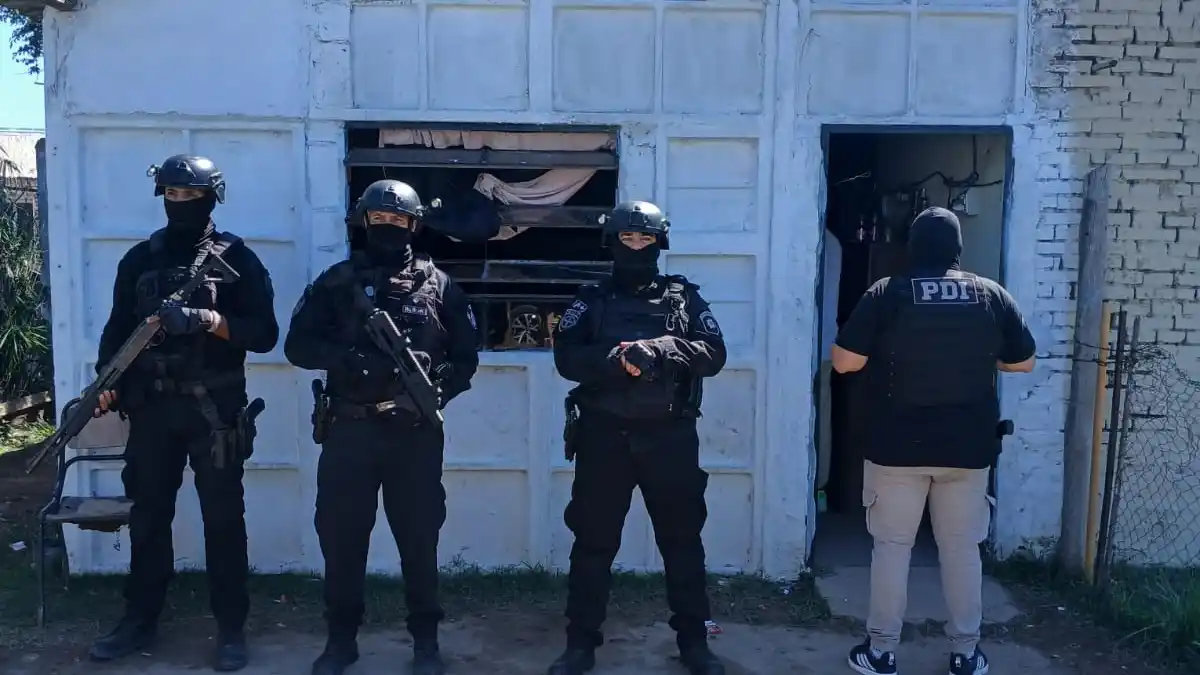 La PDI detuvo a cuatro personas por microtráfico en Rafaela