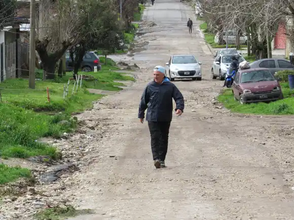 Marcelo González llegará hoy a los 250 kilómetros en su sexta jornada de caminata por Mar del Plata