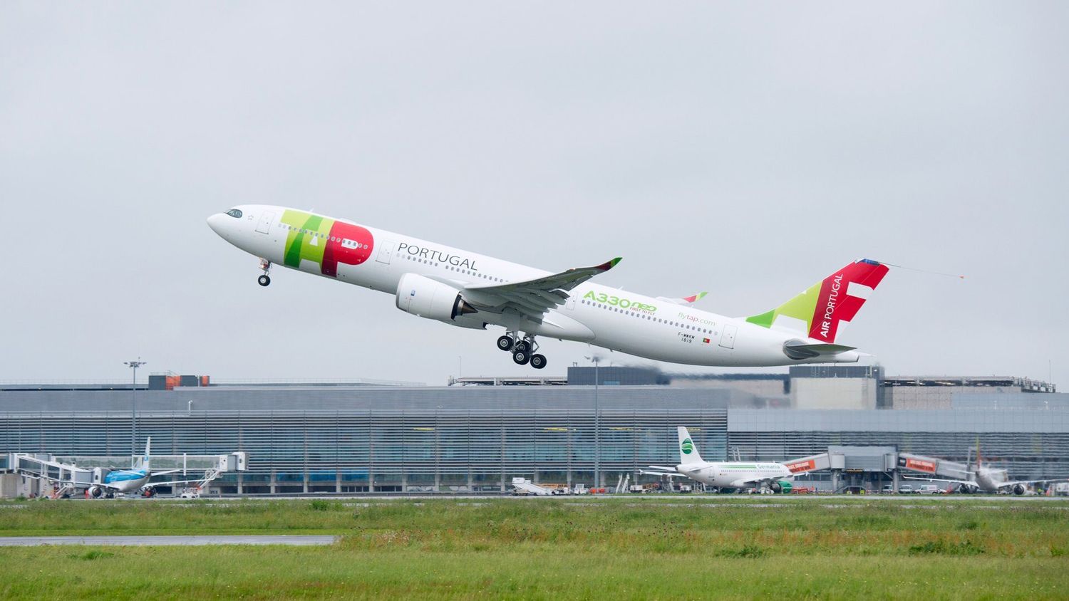 TAP Air Portugal reanuda sus vuelos y vuelve a Brasil en agosto