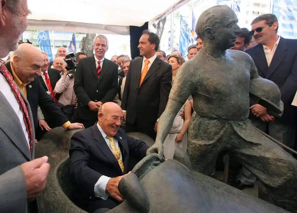 Falleció Stirling Moss, histórico rival de Fangio