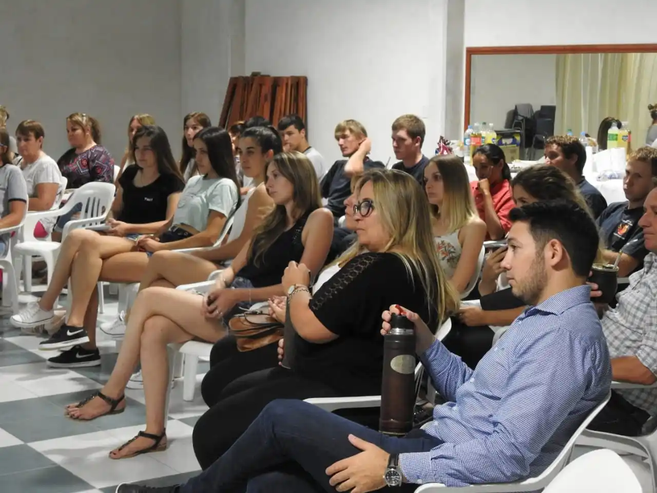 Se realizó en Aldea San Antonio una charla sobre la temática "machismo internalizado"