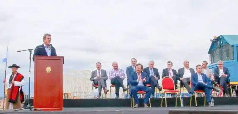 La sensata expectación popular
que los candidatos confíen cómo les 
ayudarán a mejorar su calidad de vida