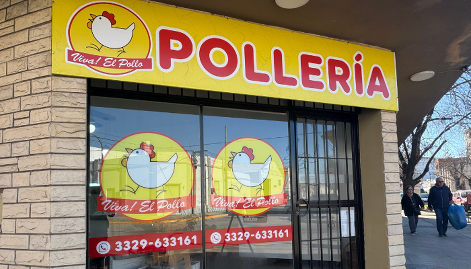 La nueva sucursal de Viva el Pollo ya abrió sus puertas.