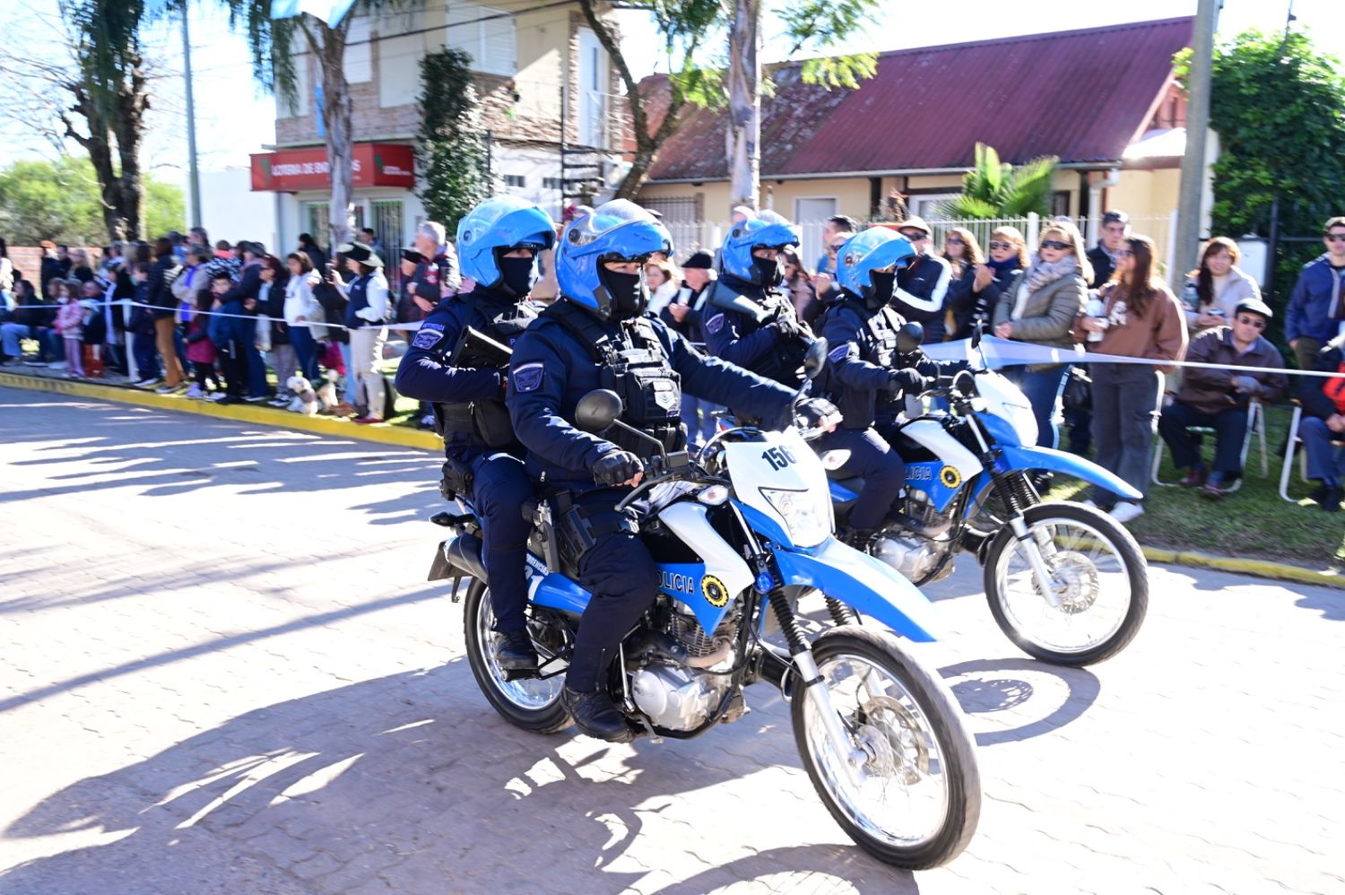 Pueblo Belgrano: dos mujeres se negaron a desarmar el puesto y se enfrentaron con la policía