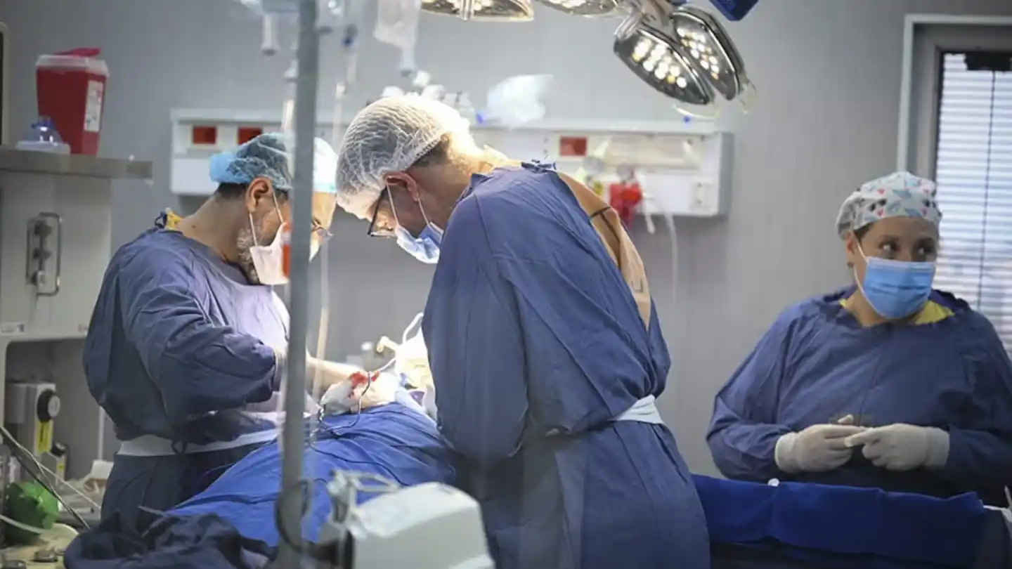 El Hospital Tránsito Cáceres realizó una compleja cirugía hepática