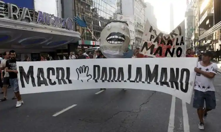 ATE amenaza con un paro nacional por los despidos en el Estado