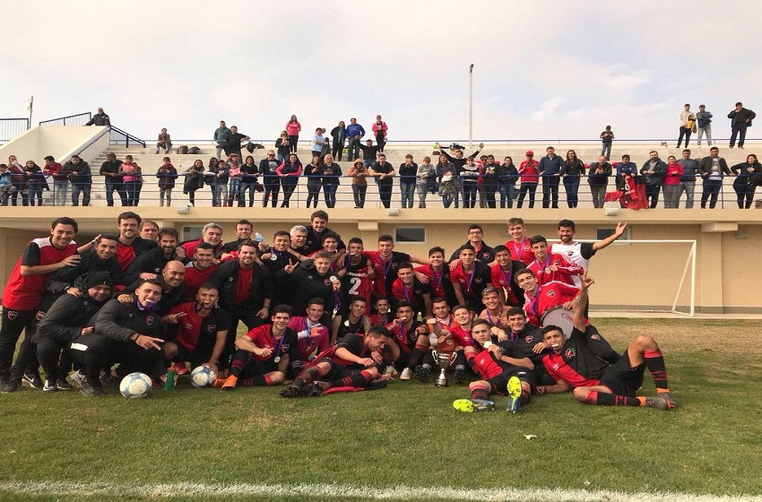 Newell’s gritó campeón en sexta división