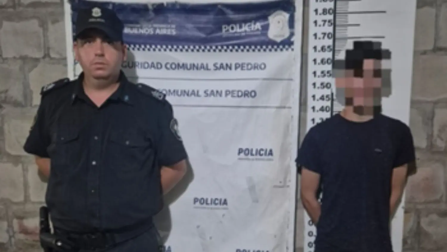 Un sujeto de 25 años fue denunciado por violencia de género y quedó detenido esta madrugada.