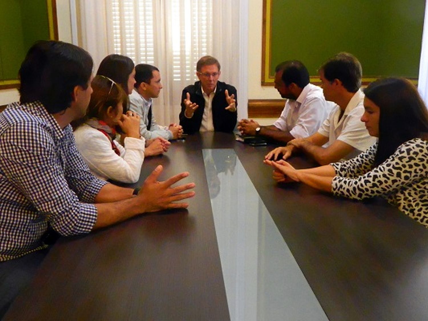 El Director de PAMI visitó la ciudad y resaltó el trabajo social de los talleres