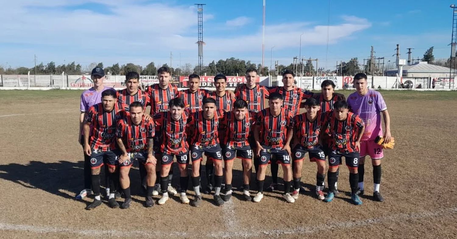 La "H" superó por 4-3 a Atlético Esmeralda.