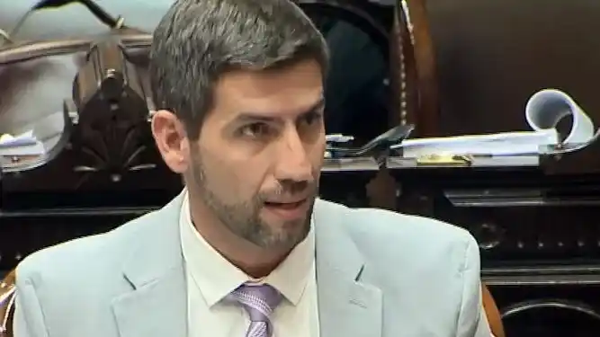 Manuel Quintar.