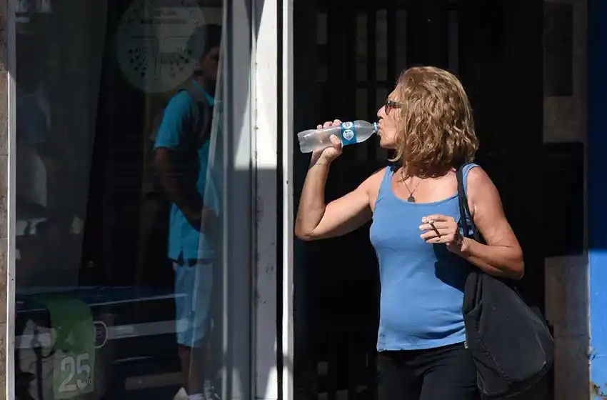 Rosario es un horno: el verano se hace sentir con máximas de hasta 34 grados