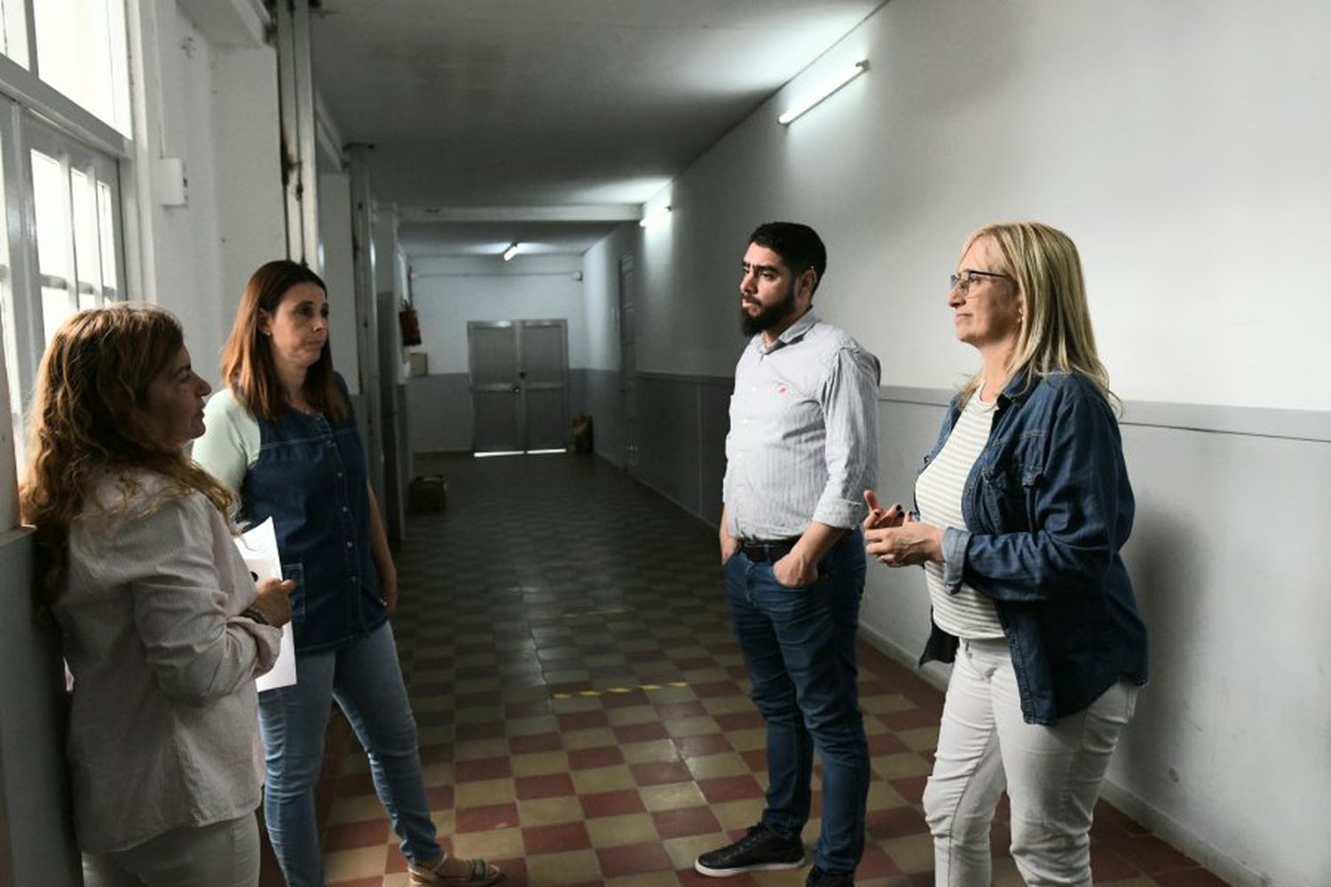 Avanza la obra de re techado en la Escuela Villa Podio