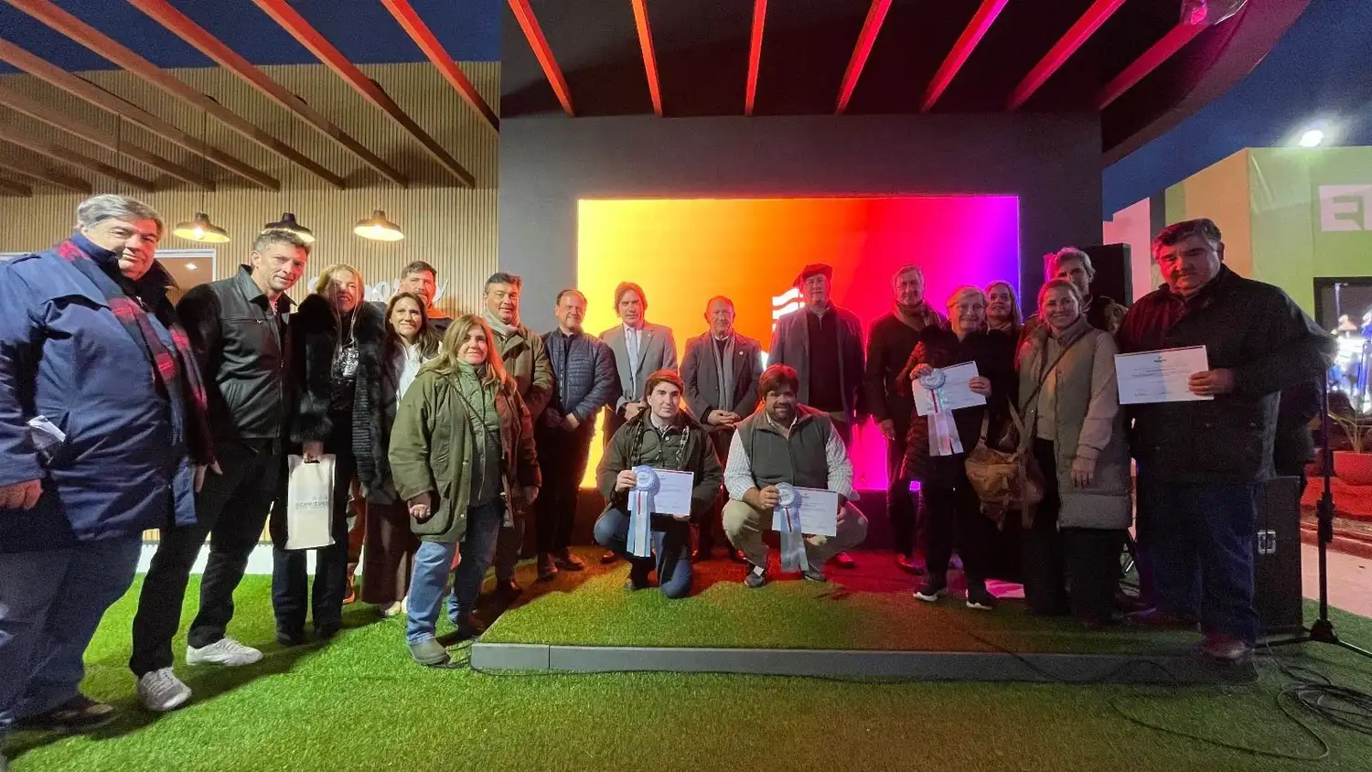 La provincia de Santa Fe reconoció a 27 cabañas que representaron a la provincia en la Expo Rural de Palermo - 2
