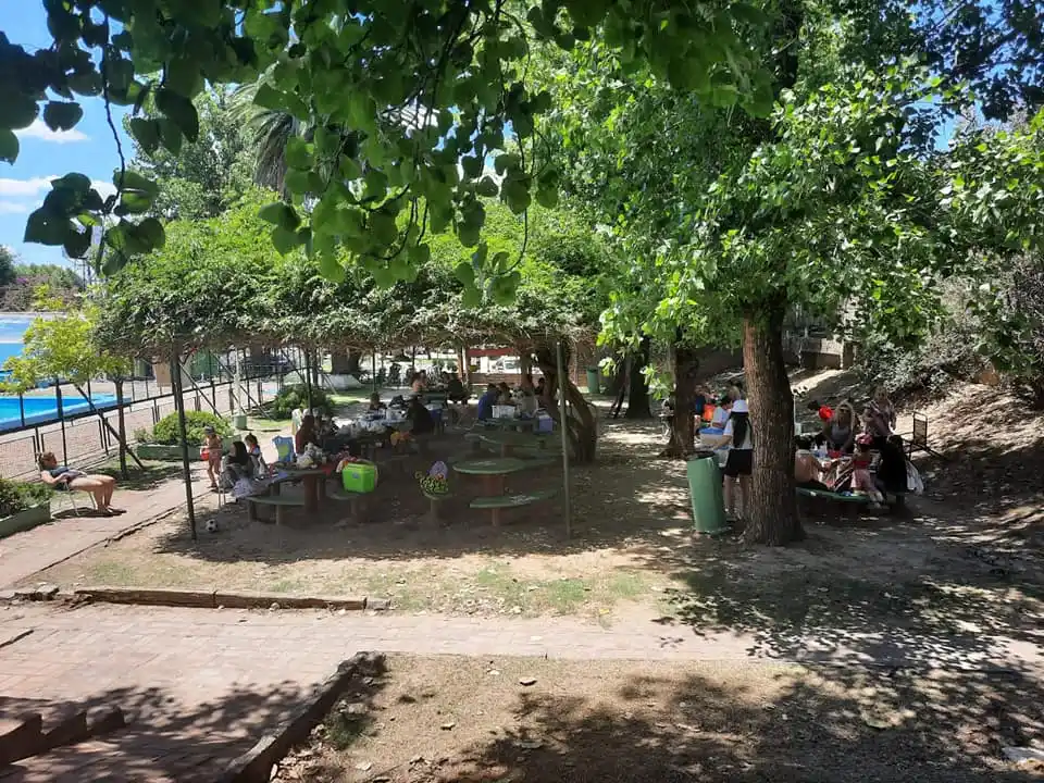 Preocupación por desbordes y algunos robos en el camping municipal del ex Tiro Federal