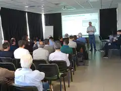 Técnicos de la región se capacitaron en la Usina de Tandil para optimizar parques solares