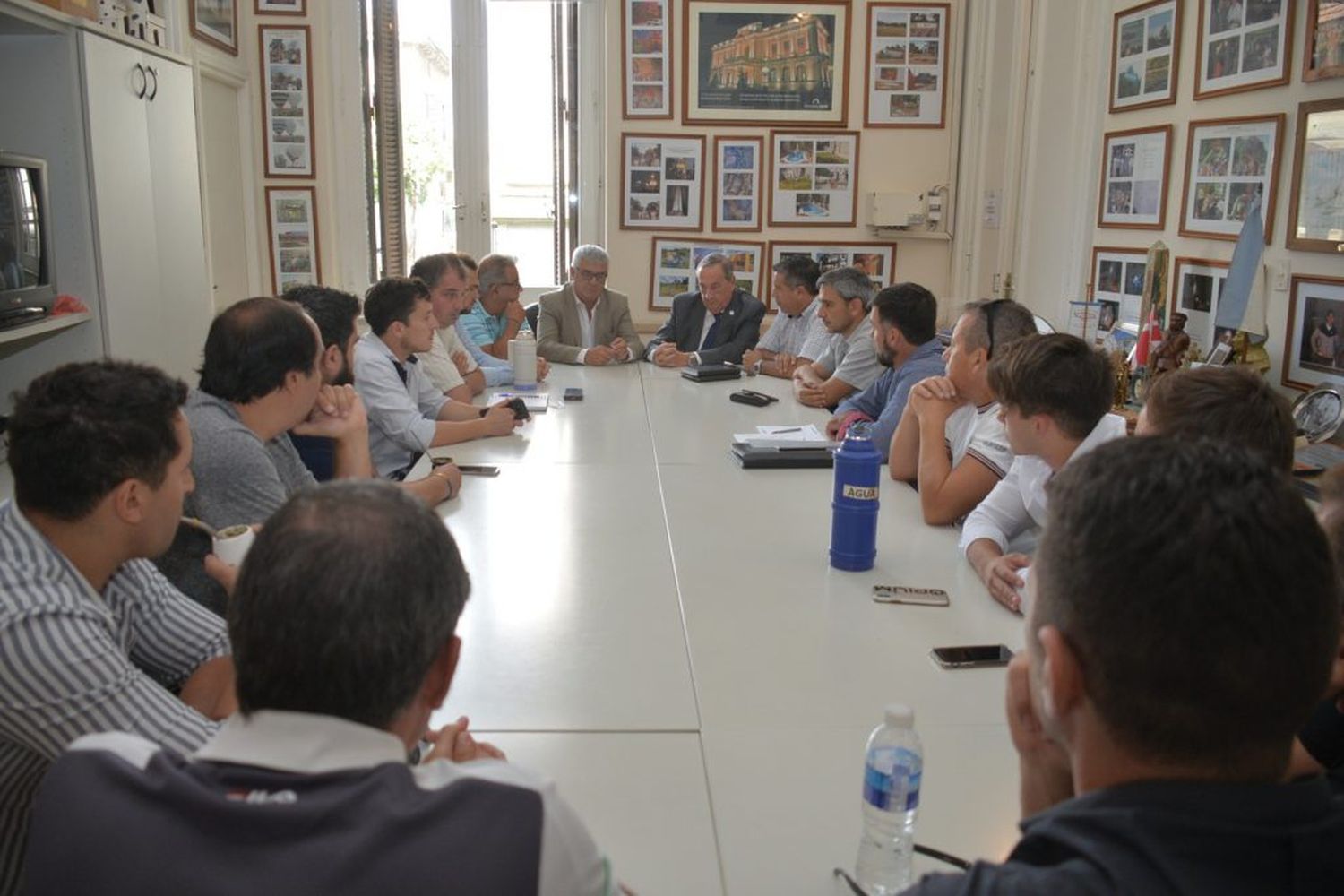 Continúan los encuentros para desarrollar un programa de prevención de consumo de alcohol