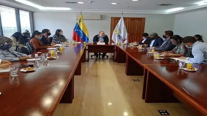 ¡MÁS BUROCRACIA Y CONTROL! Crean superintendencia para vigilar clínicas privadas (+Detalles)