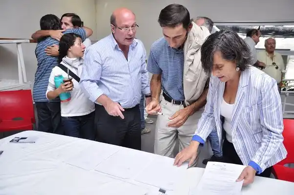 Demanda para frenar el proyecto de acueductos chinos 