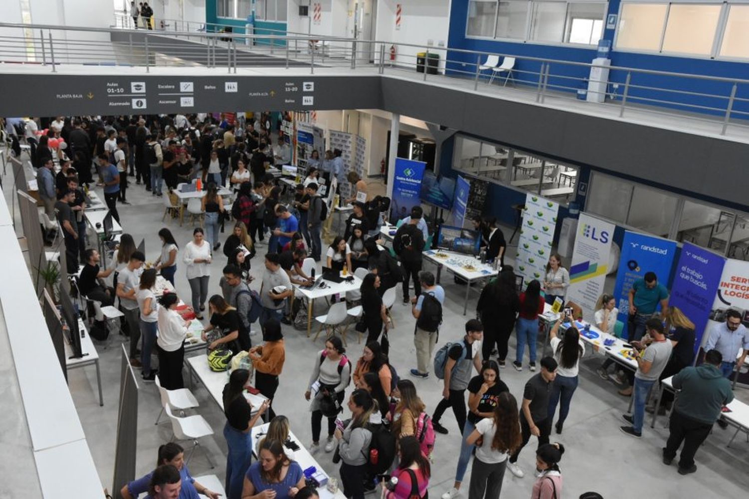 Se desarrolló la 1ª Feria de Empleos en UNRaf