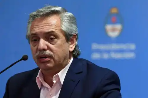 El Presidente Alberto Fernández dio positivo de coronavirus y presenta síntomas