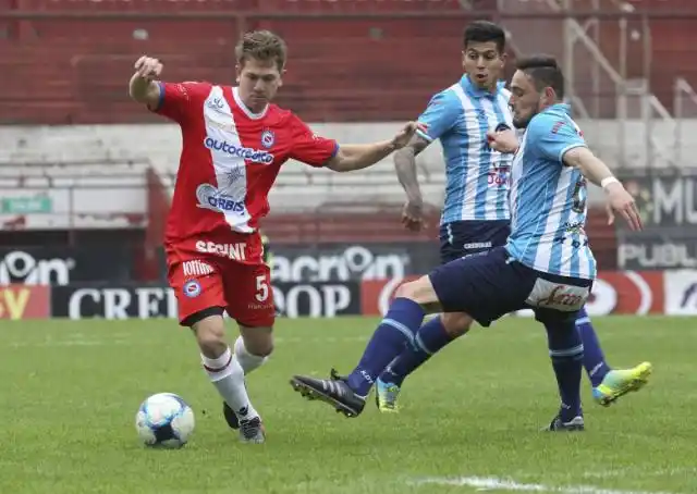 Argentinos venció a Gimnasia de Jujuy y logró el ascenso a Primera División