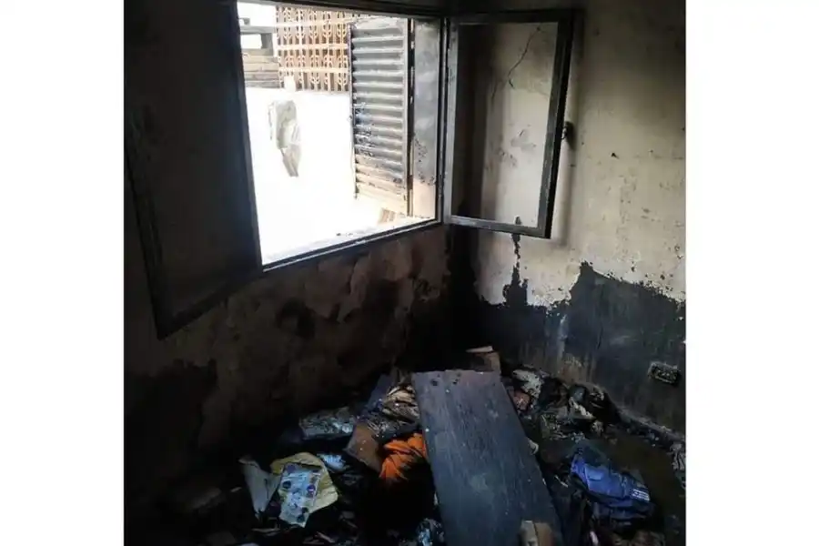 Discutió con su mujer y murió quemado al incendiar su vivienda