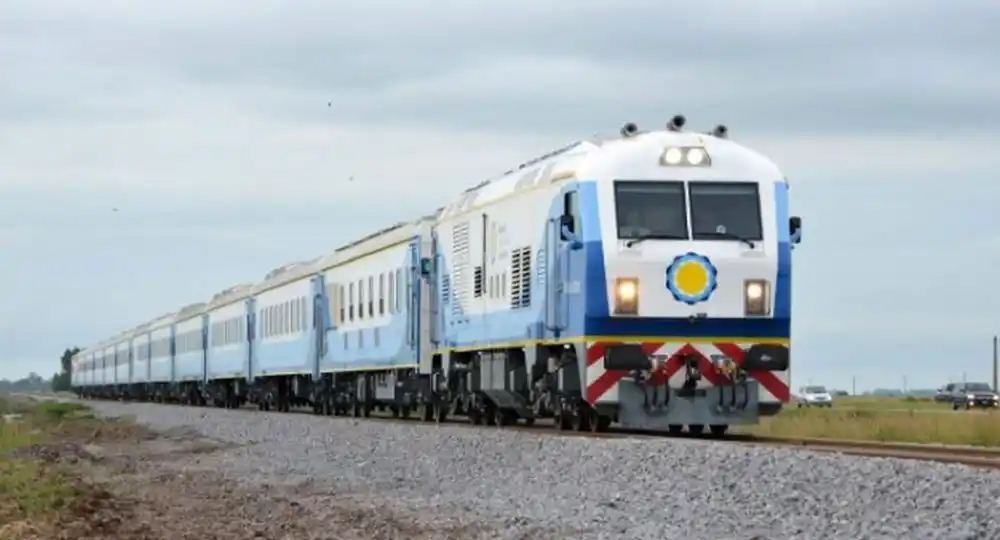 Restablecieron el servicio de trenes a Mar del Plata, a $200 -FOTOGALERIA-