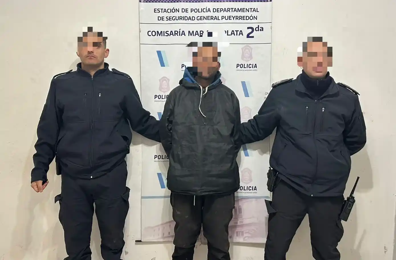 El sujeto había ingresado en evidente estado de ebriedad, molestando y agrediendo verbalmente a los clientes.