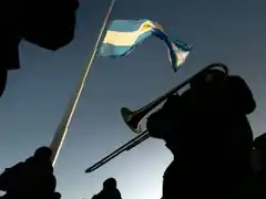 Día de la Bandera en Tandil: así fue el izamiento especial en la cima del Parque Independencia