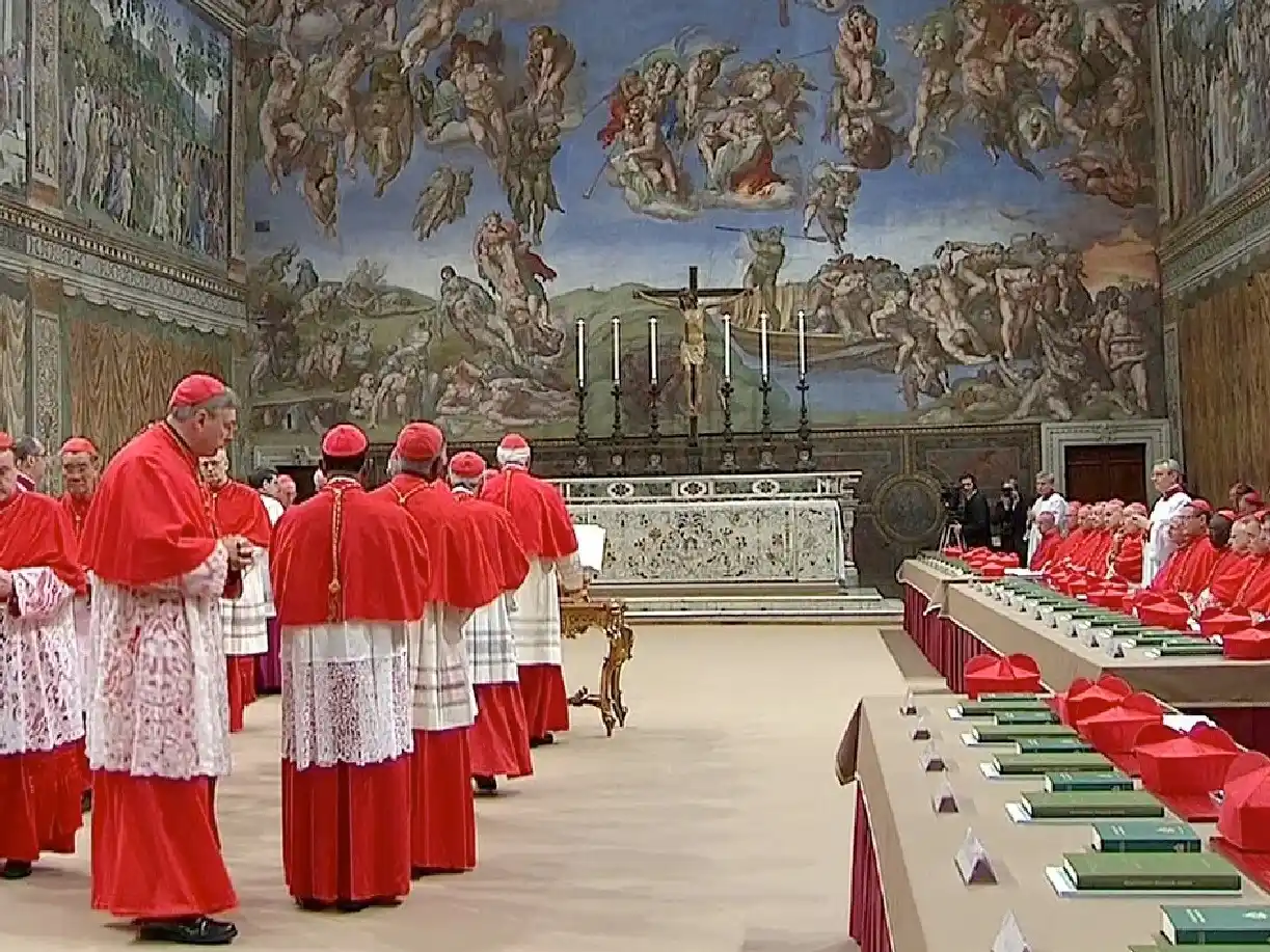 En 2025 hay 139 cardenales electores, con una edad promedio de 71 años.