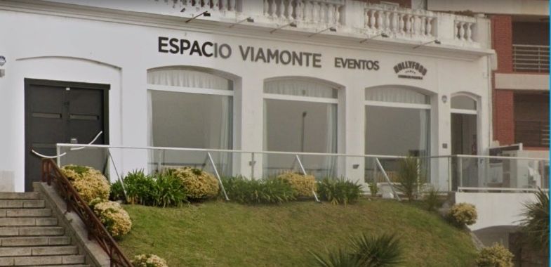 La entrada será un alimento no perecedero para el Club Cultural y Deportivo Roque Dalton.