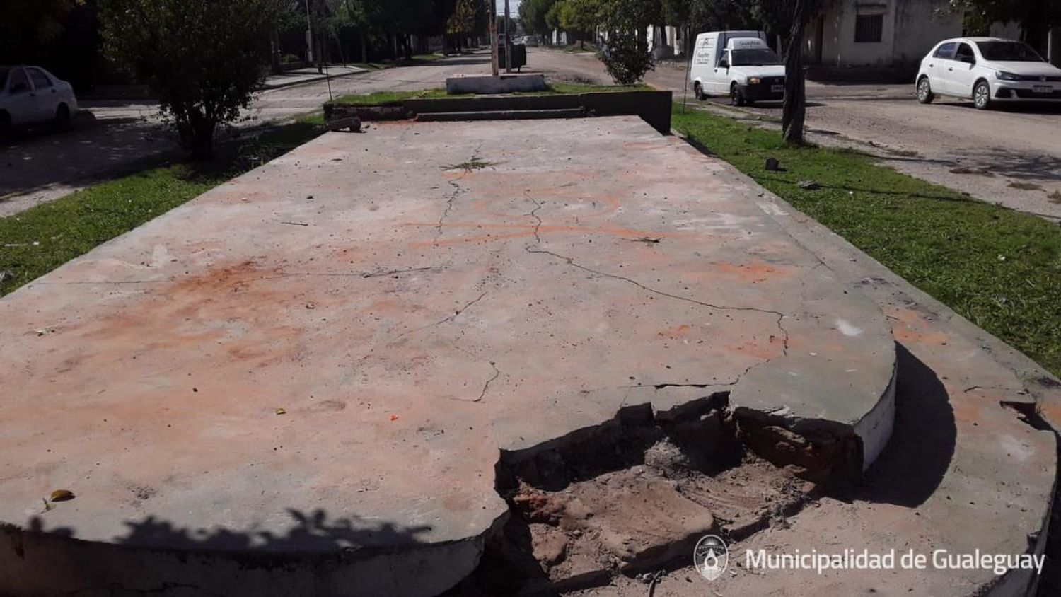 Destrozos en la Plazoleta Anzorreguy