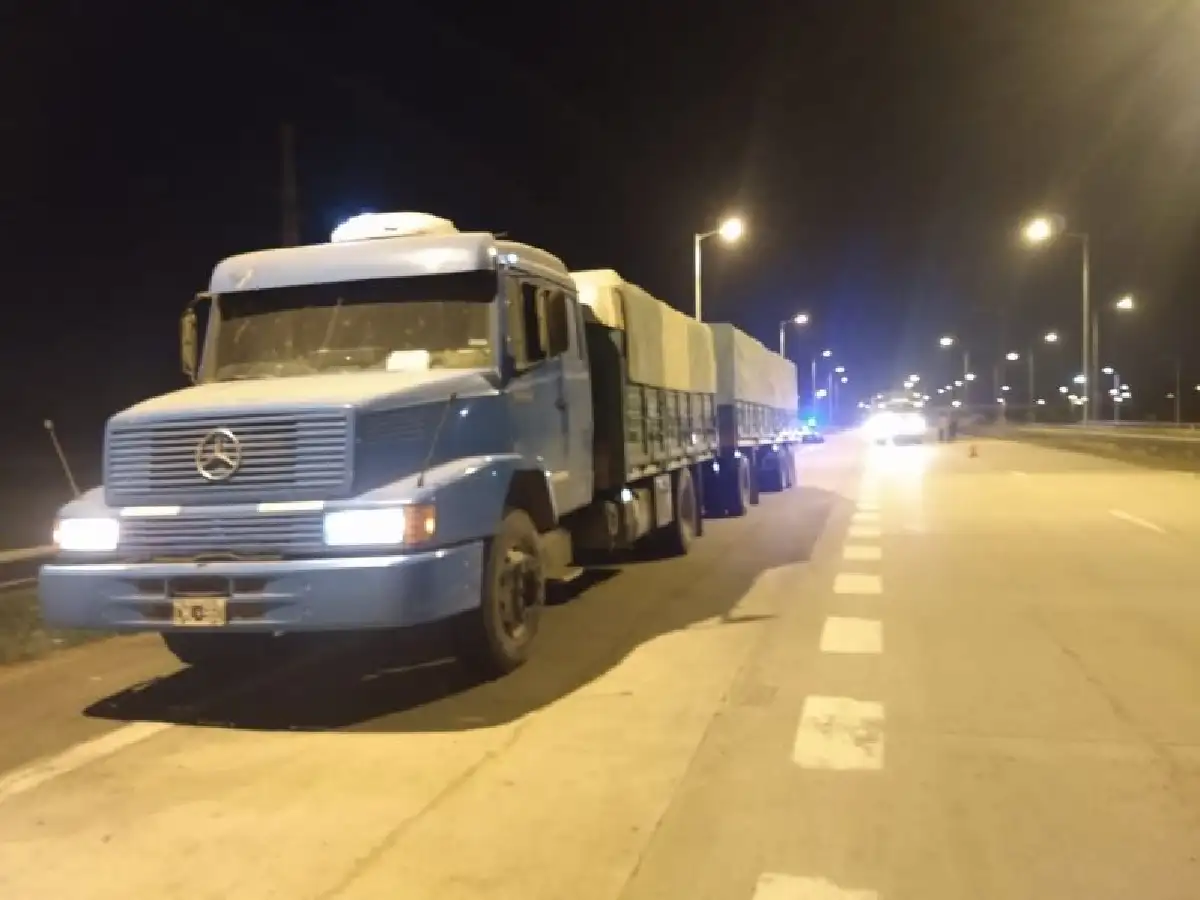 Afip y Policía Federal controlan camiones que transportan granos