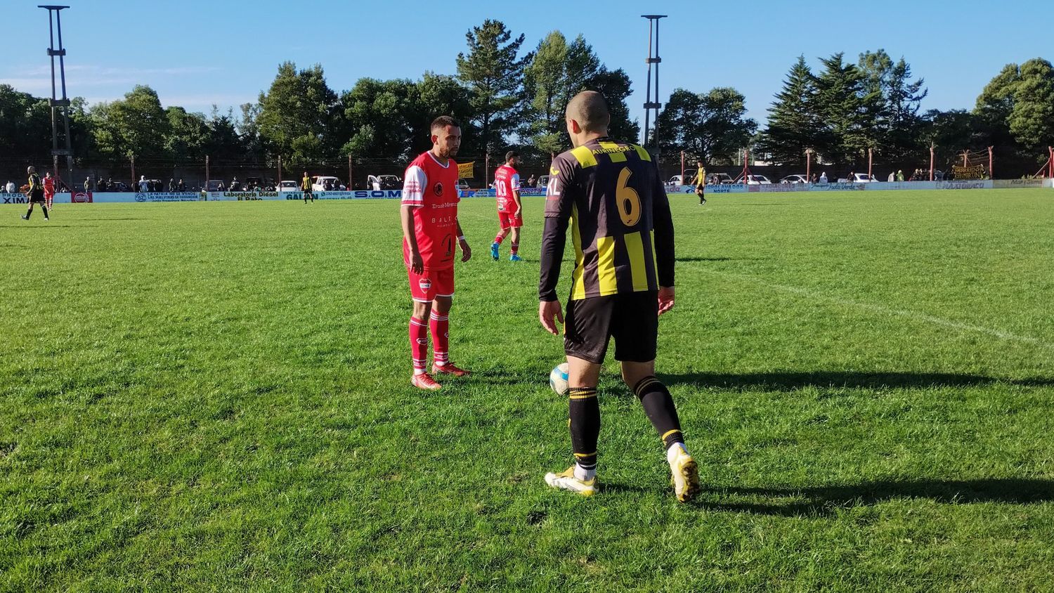 Mataderos y Jorge Newbery empataron en Barrio Norte