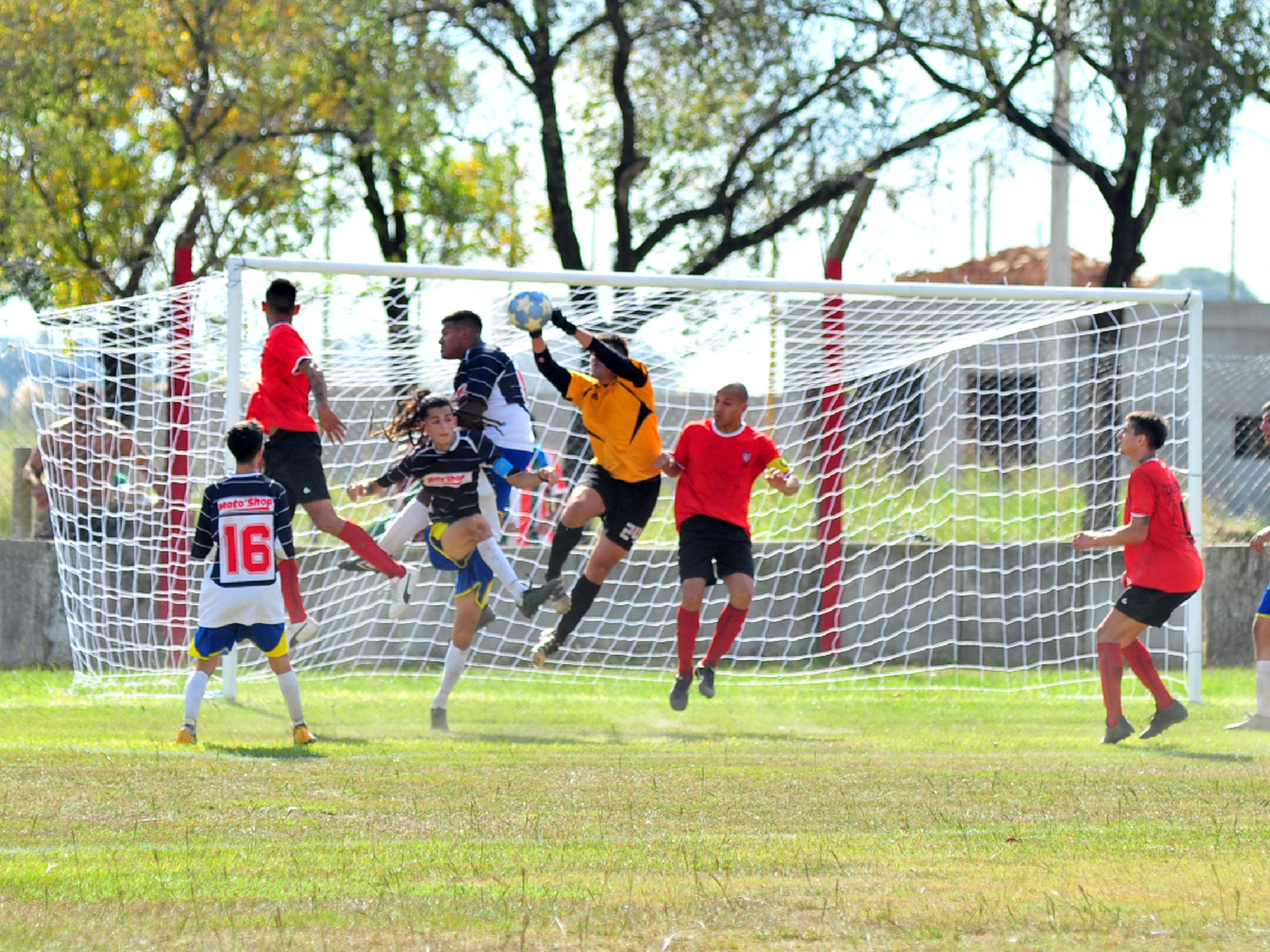 Pasó la tercera de la Liga Amateur