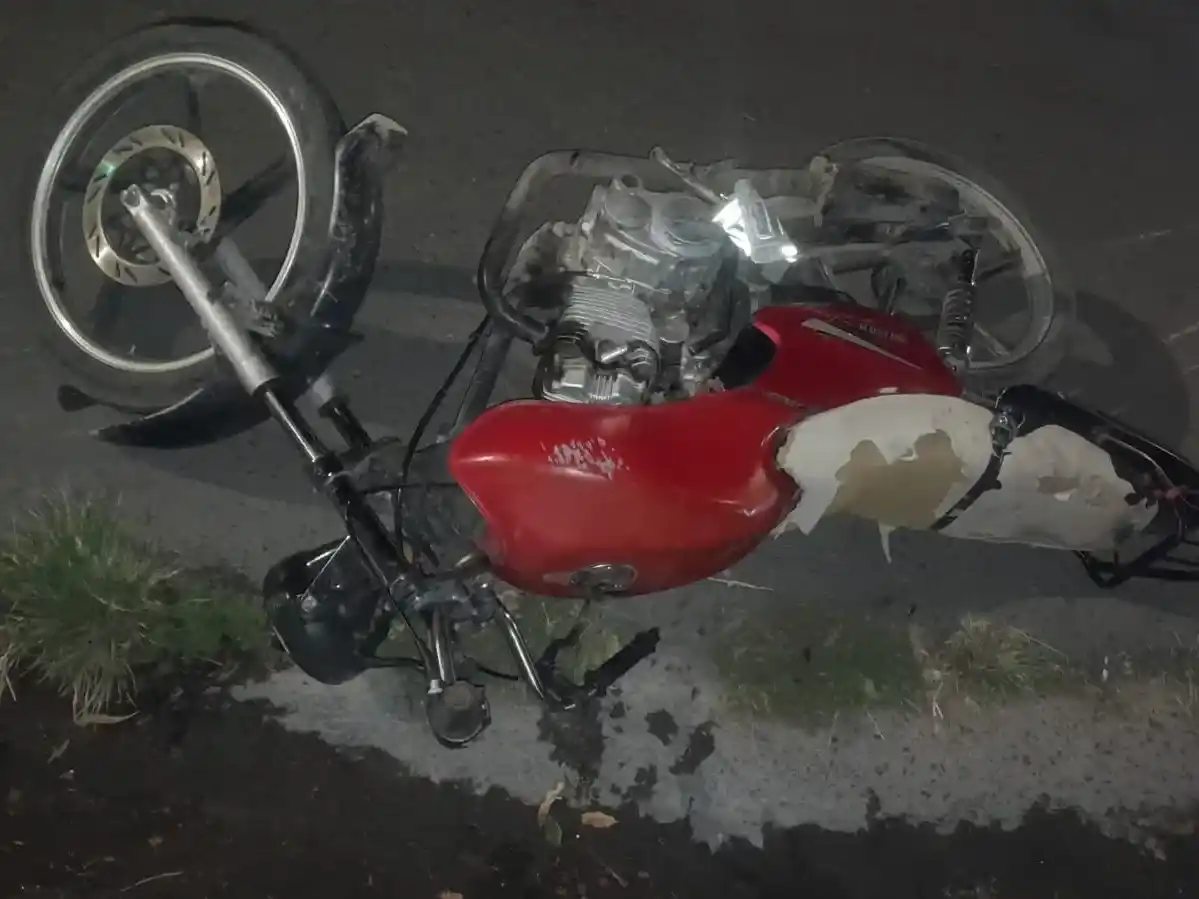 El siniestro fue protagonizado por una motocicleta Gilera 150 cc sin dominio colocado.