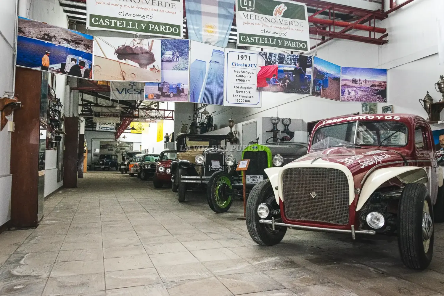 La sede del Museo del Automóvil “José Abel Del Vecchio” se encuentra en Sarratea 55